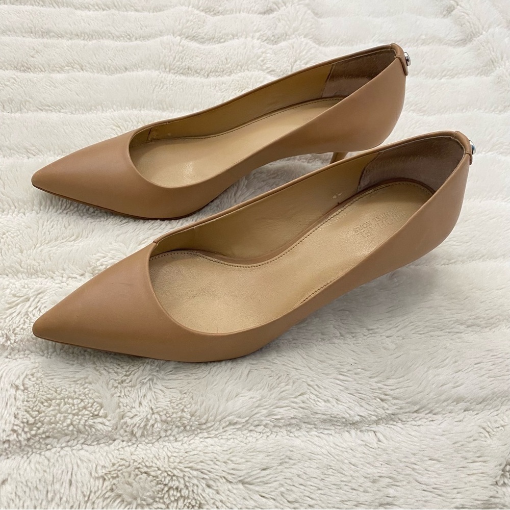 Michael Kors Tan Leather Pumps Heels Size 7 - Picture 6 of 15